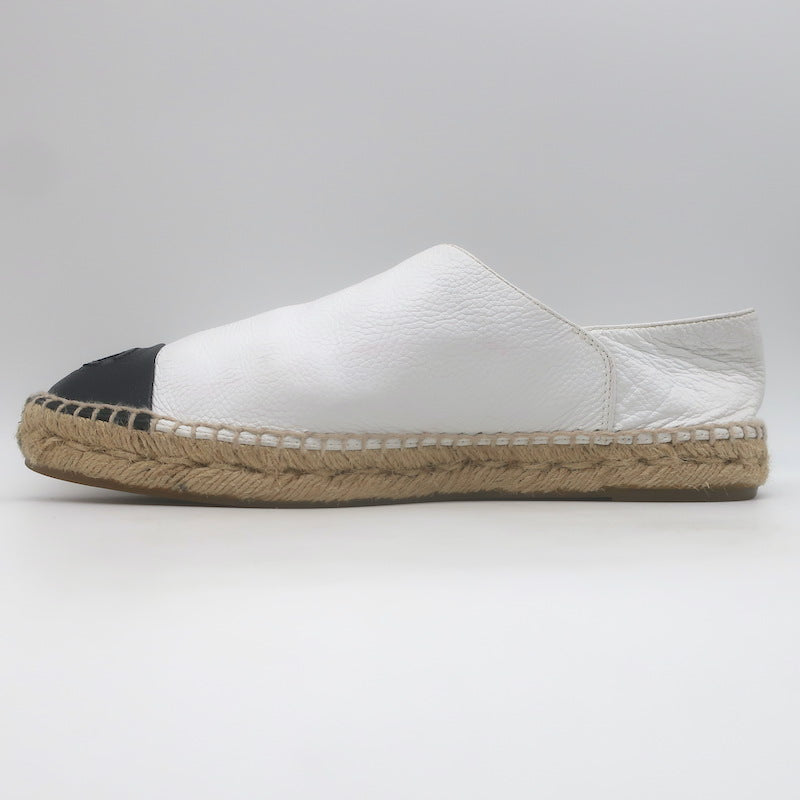 Chanel CC Cap Toe Espadrilles White &amp; Black Grained Leather Size 41