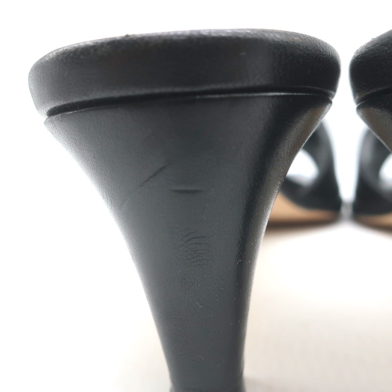 Manolo Blahnik Araspemu Mules Black Leather Size 41 Kitten Heel Slide Sandals