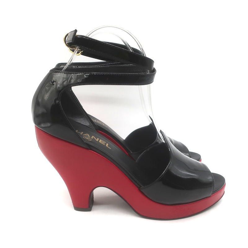 Chanel 10C Ankle Strap Bicolor Platform Wedge Sandals Black Patent/Red Size 39.5