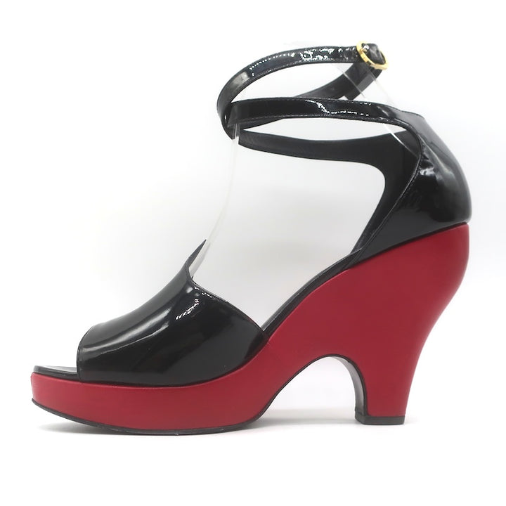 Chanel 10C Ankle Strap Bicolor Platform Wedge Sandals Black Patent/Red Size 39.5