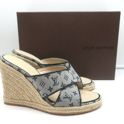 Pre-loved/Used Louis Vuitton Women's Heels: $625