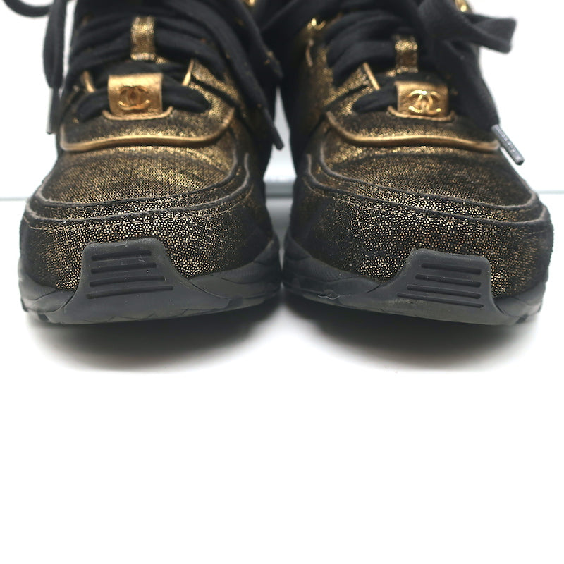 Chanel 16K Low Top Sneakers Gold Metallic Suede Size 35
