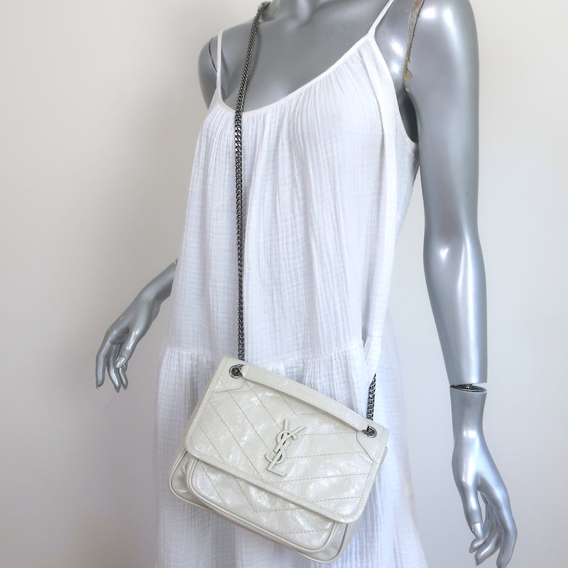 Pre-loved/Used Yves Saint Laurent Handbags: $1785