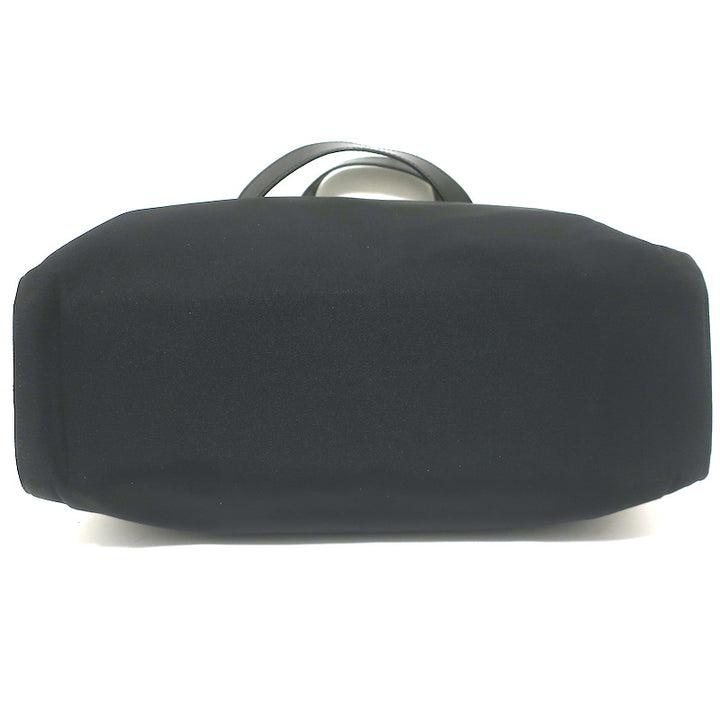 Vintage Gucci Medium Nylon Tote Black Patent Leather-Trimmed Shoulder Bag