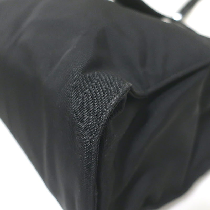 Vintage Gucci Medium Nylon Tote Black Patent Leather-Trimmed Shoulder Bag