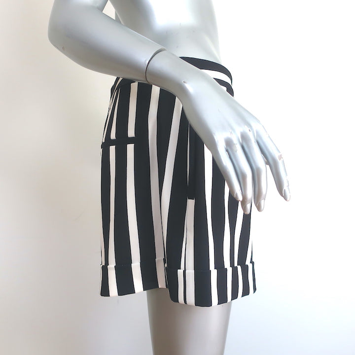 Alice + Olivia Conry Shorts Black &amp; White Striped Crepe Size 8