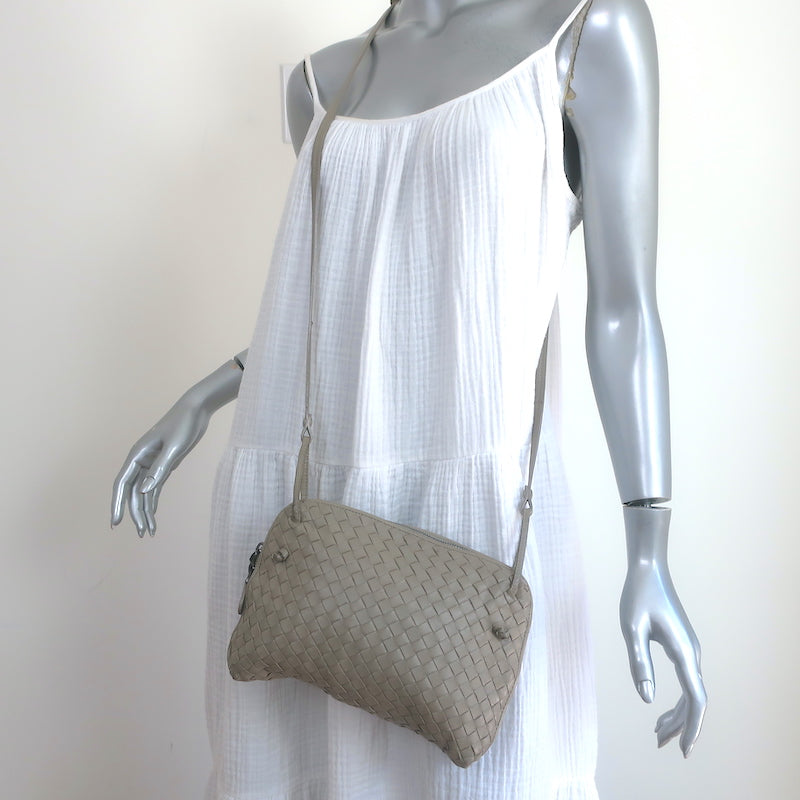 【BOTTEGA VENETA】Intrecciato Nodini Crossbody Bag LightGrey Bottega Veneta Intrecciato Nodini Crossbody