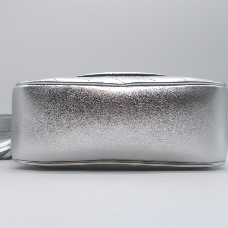 Gucci Blondie Interlocking G Small Crossbody Bag Silver Metallic Leather