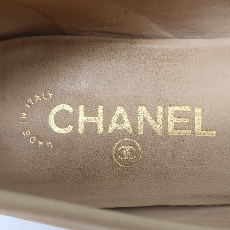 Chanel CC Cap Toe Ballet Flats Beige &amp; Black Lambskin Leather Size 38