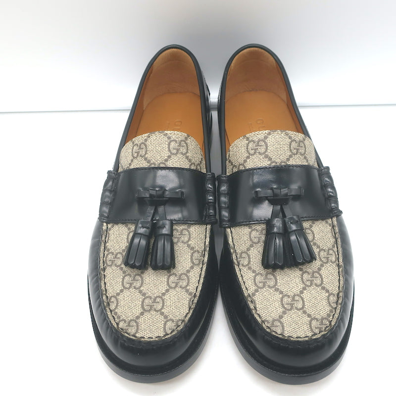 Gucci Kaveh GG Supreme Tassel Loafers Beige Canvas &amp; Black Leather Size 7.5/ US 10.5 NEW
