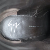 Giuseppe Zanotti Nicky Ankle Boots Gray Suede Size 38.5 Pointed Toe Booties