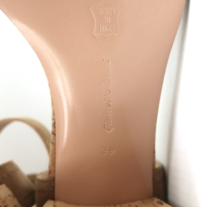 Gianvito Rossi Rikki Cork Sandals Tan Suede Size 39 Ankle Strap Heels