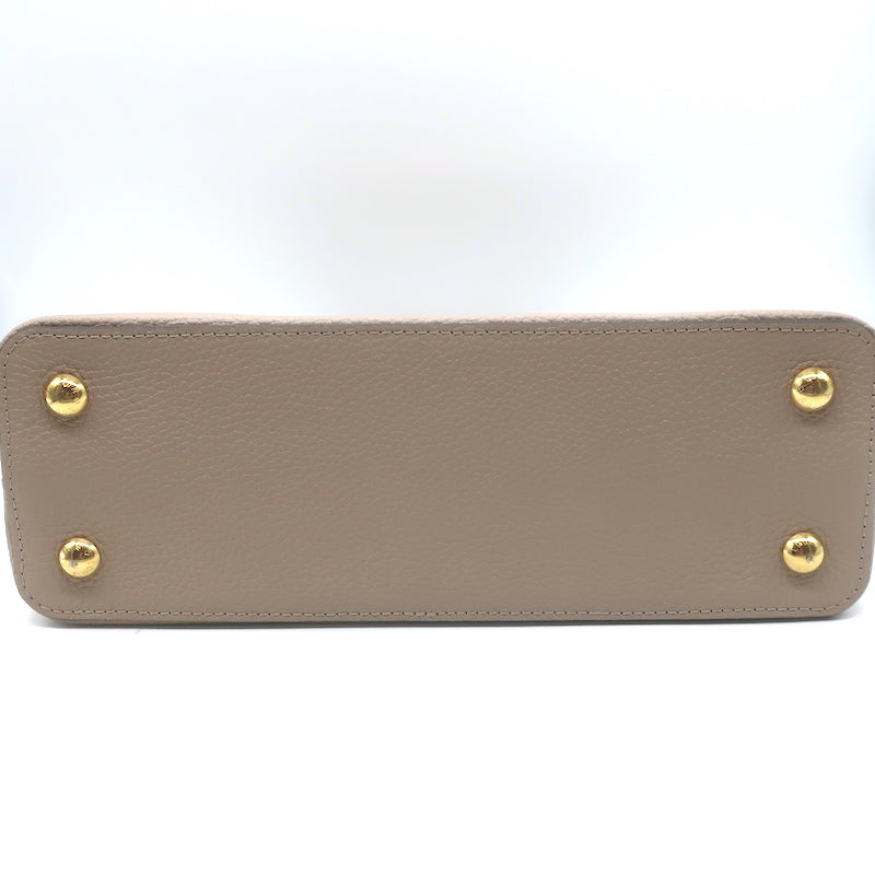 Louis Vuitton Capucines MM Tote Galet Taupe Leather Medium Crossbody Bag