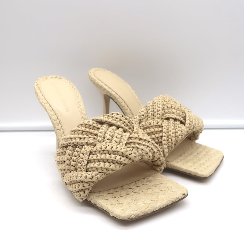 Bottega Veneta Lido Intrecciato Raffia Mules Beige Size 38.5 Open Toe Sandal NEW