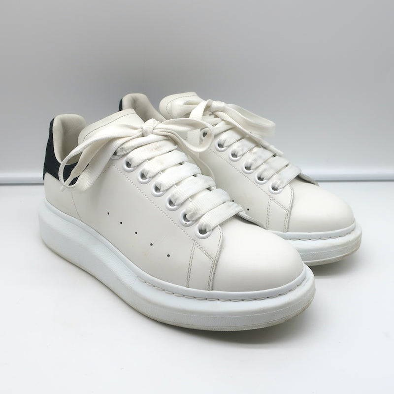 Oversized leather sneakers in white - Alexander Mc Queen