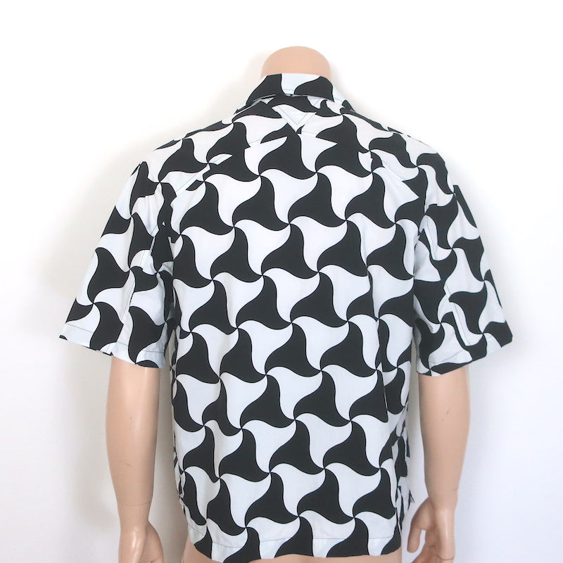 Bottega Veneta Wavy Triangle Print Short Sleeve Shirt Black/White Size 48