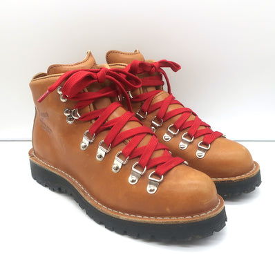 Pre-loved/Used Danner Women's Boots: $199