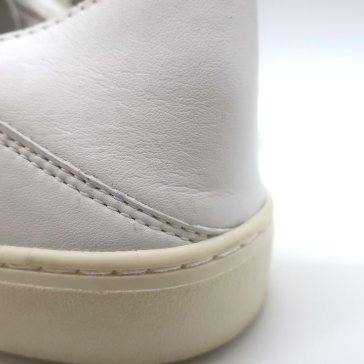 Stuart Weitzman Goldie Faux Pearl Convertible Sneakers White Leather Size 10