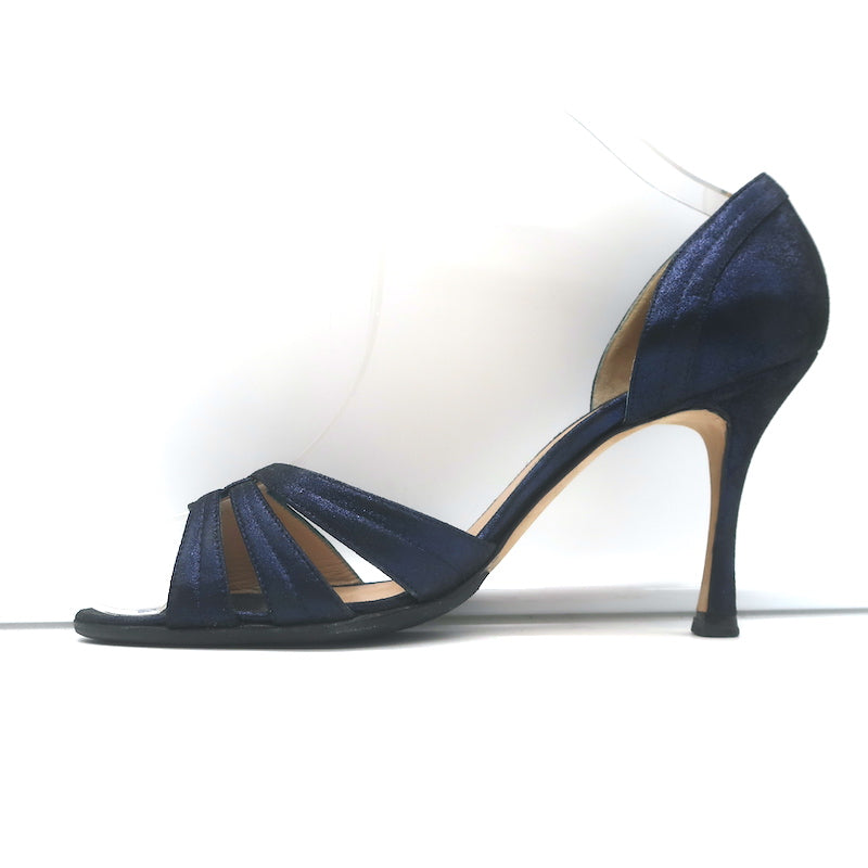 Manolo Blahnik Cutout d&