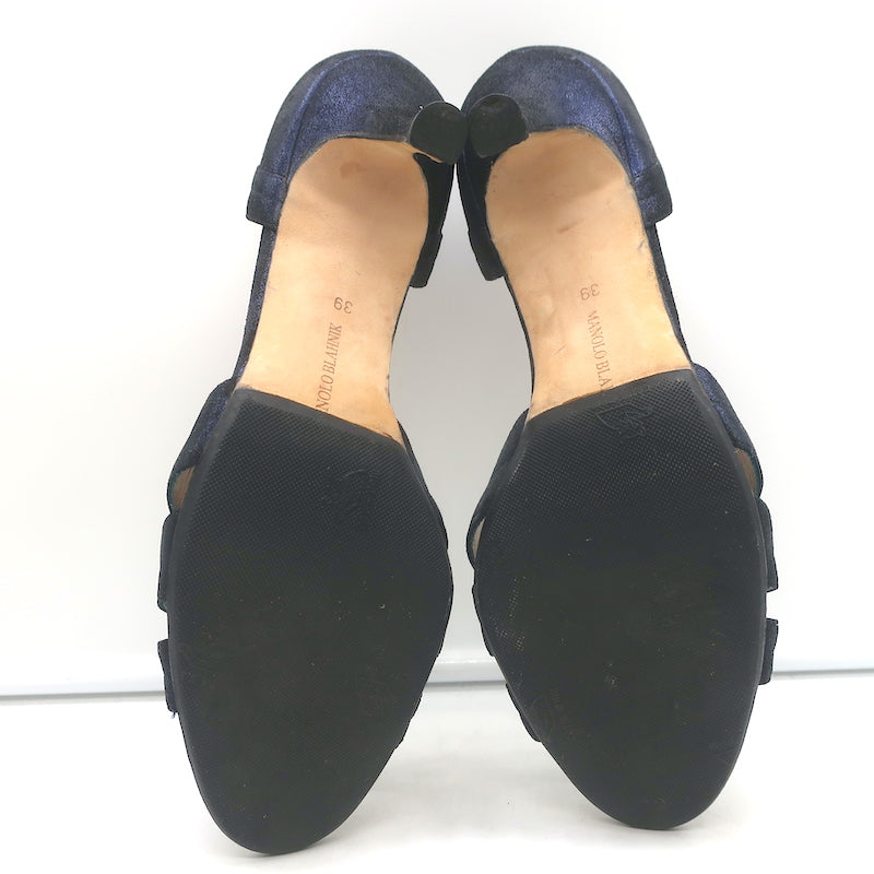 Manolo Blahnik Cutout d&