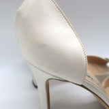 Manolo Blahnik Sedaraby Crystal-Buckle d'Orsay Pumps Ivory Satin Size 38.5