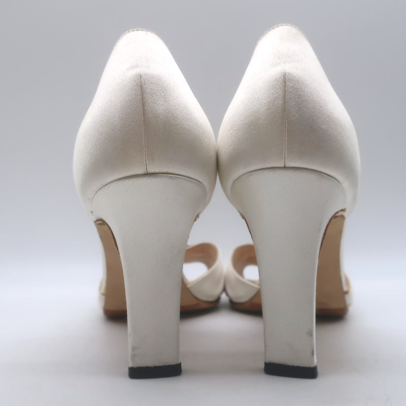 Manolo Blahnik Sedaraby Crystal-Buckle d&