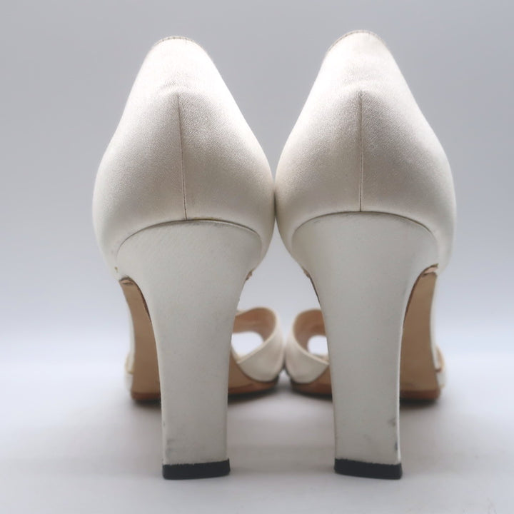 Manolo Blahnik Sedaraby Crystal-Buckle d&