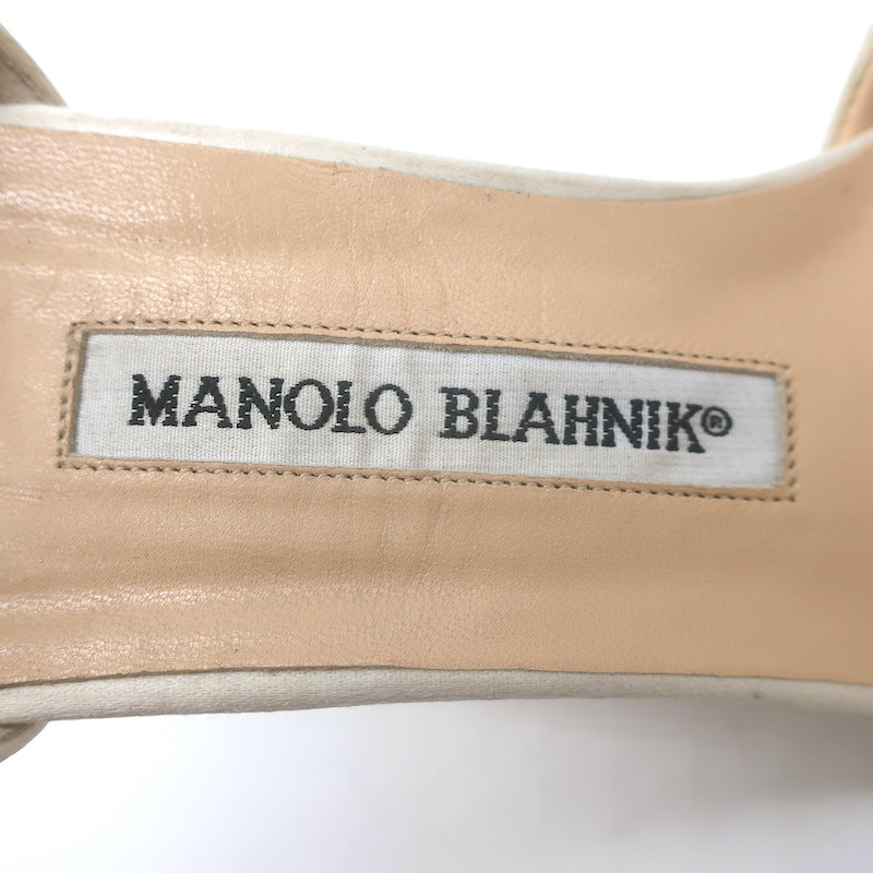 Manolo Blahnik Sedaraby Crystal-Buckle d&