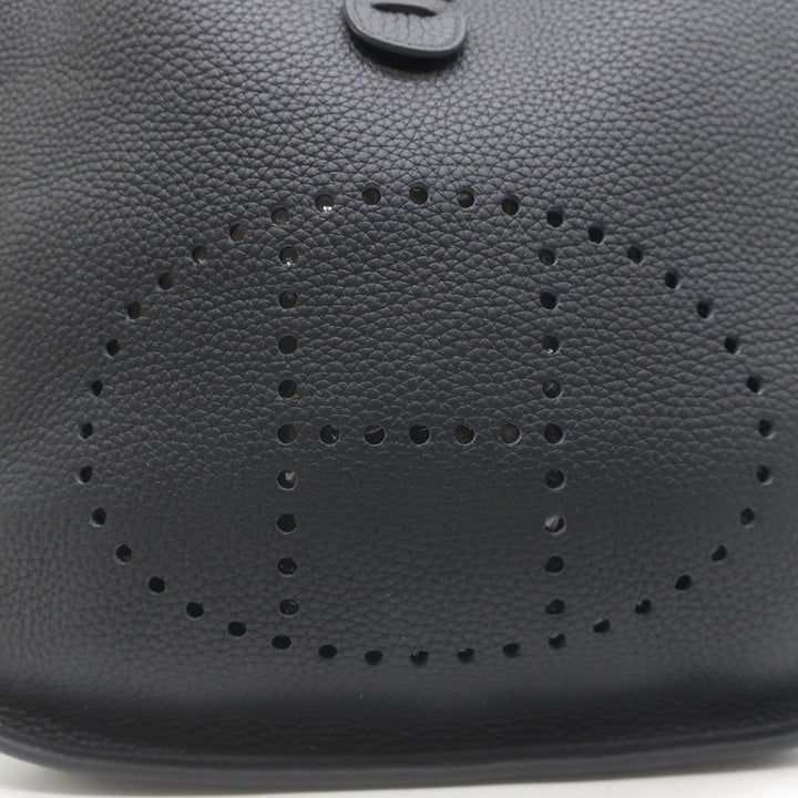 Hermes Evelyne handbag, hardware