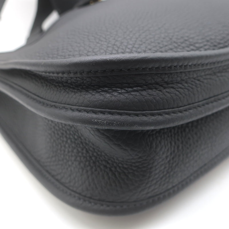 Hermes Evelyne handbag, corner