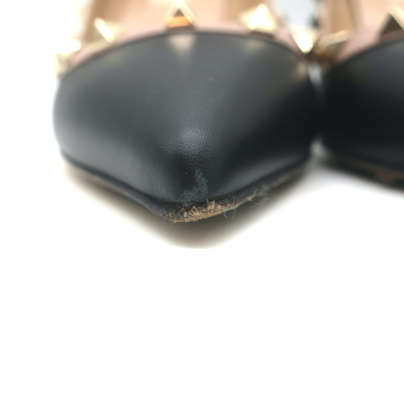 Valentino Rockstud Pointed Toe Pumps Black &amp; Poudre Leather Size 39