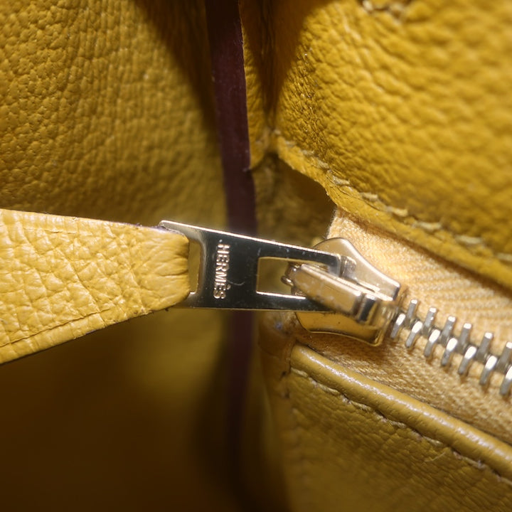 Hermes 2019 Kelly 28 Bag Jaune Ambre Togo Leather Gold Hardware