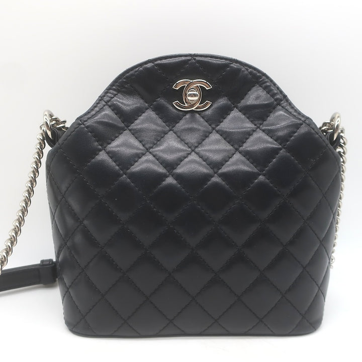 Chanel 2011 Quilted Lambskin Leather Chain-Strap Small Crossbody Bag Black