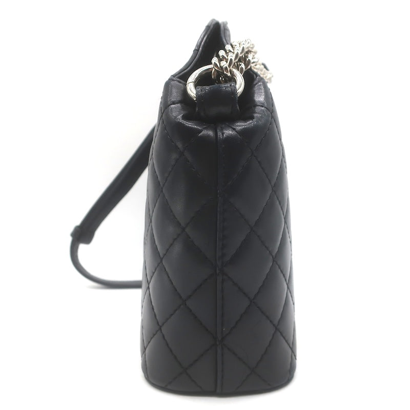 Chanel 2011 Quilted Lambskin Leather Chain-Strap Small Crossbody Bag Black