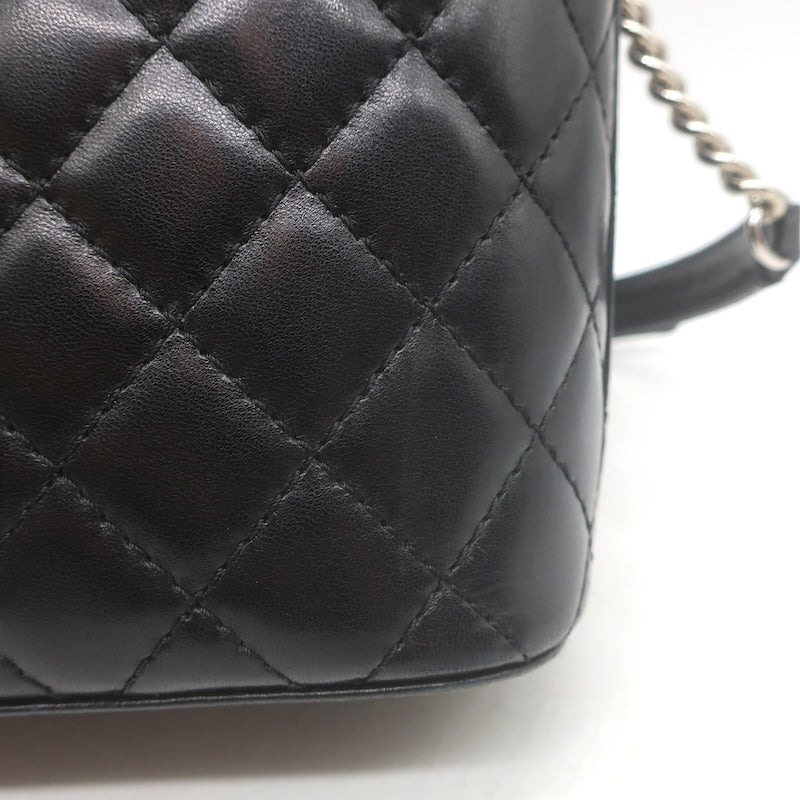 Chanel 2011 Quilted Lambskin Leather Chain-Strap Small Crossbody Bag Black