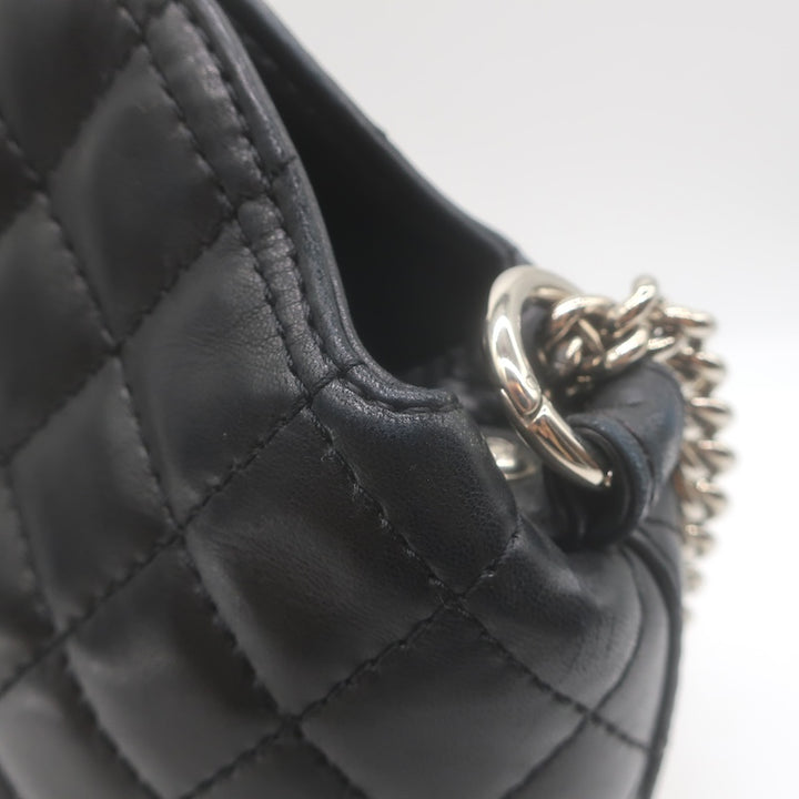 Chanel 2011 Quilted Lambskin Leather Chain-Strap Small Crossbody Bag Black