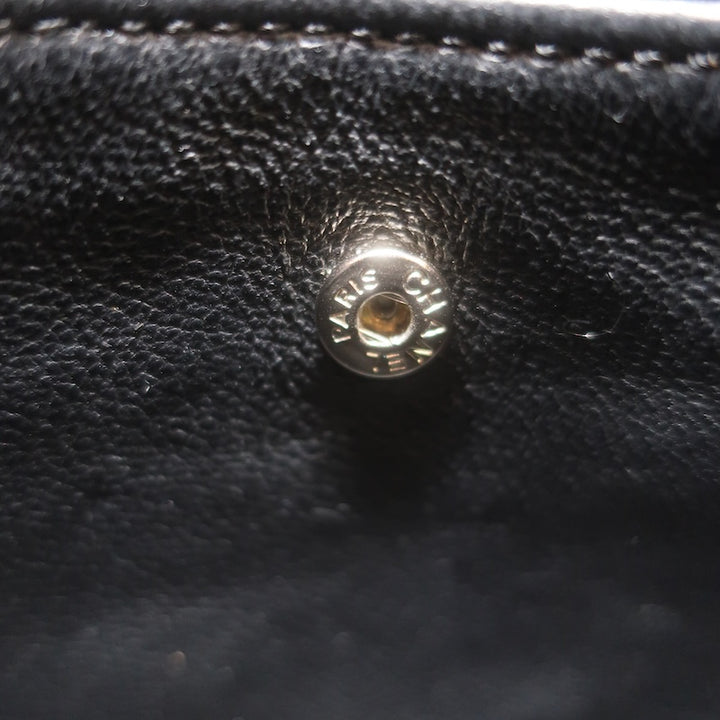 Chanel 2011 Quilted Lambskin Leather Chain-Strap Small Crossbody Bag Black