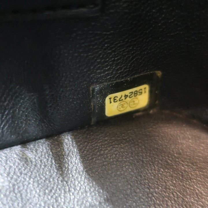 Chanel 2011 Quilted Lambskin Leather Chain-Strap Small Crossbody Bag Black