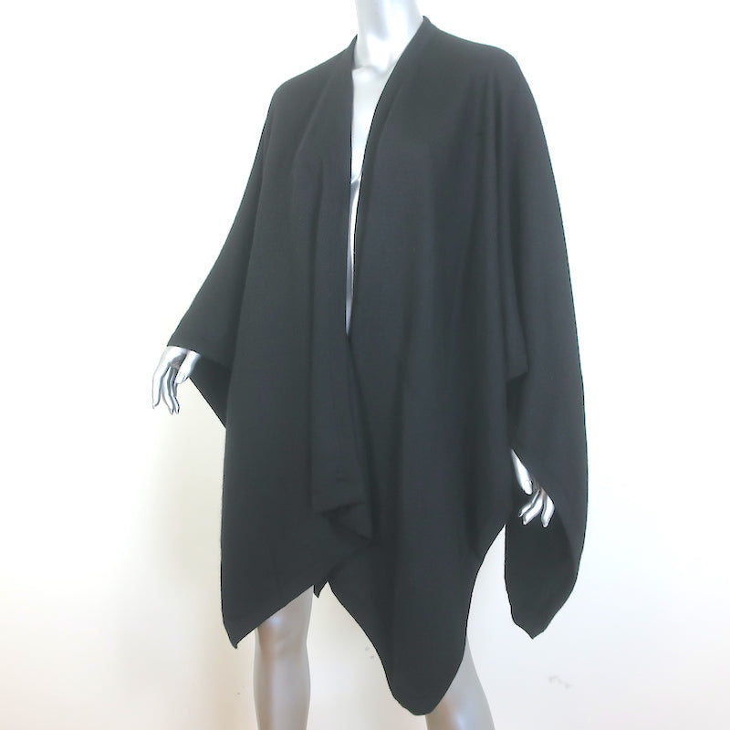 Cuyana Square Edge Cape Shawl Black Baby Alpaca