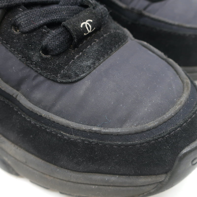 Chanel 22S CC Low Top Sneakers Black Suede &amp; Nylon Size 39
