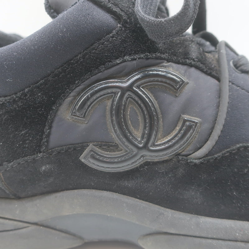 Chanel 22S CC Low Top Sneakers Black Suede &amp; Nylon Size 39