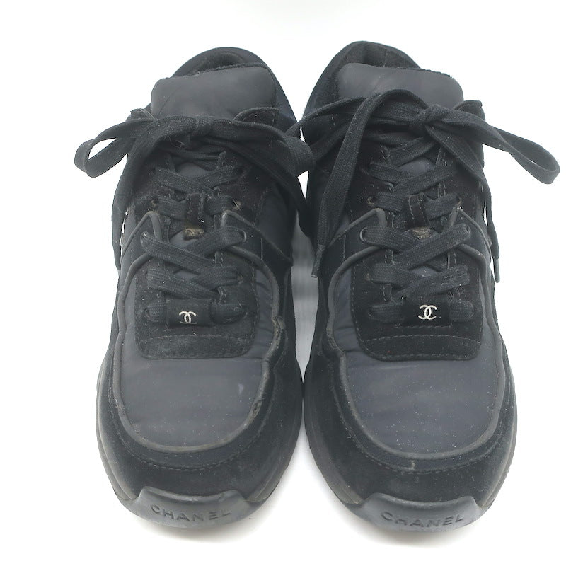 Chanel 22S CC Low Top Sneakers Black Suede &amp; Nylon Size 39