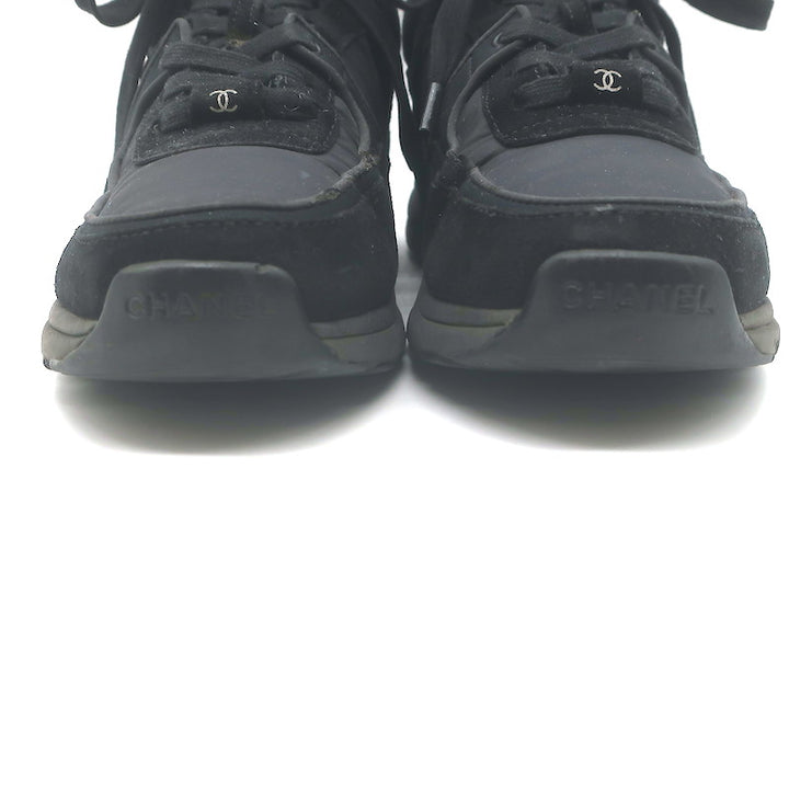 Chanel 22S CC Low Top Sneakers Black Suede &amp; Nylon Size 39