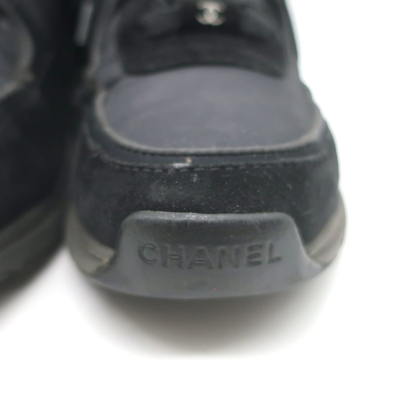 Chanel 22S CC Low Top Sneakers Black Suede &amp; Nylon Size 39
