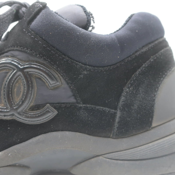 Chanel 22S CC Low Top Sneakers Black Suede &amp; Nylon Size 39