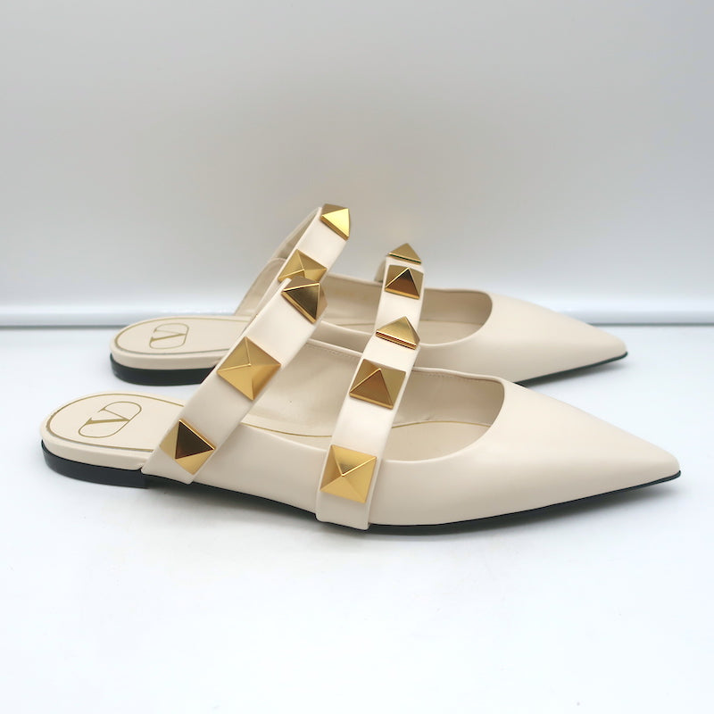 Valentino Roman Stud Mules Cream Leather Size 39 Pointed Toe Flats NEW