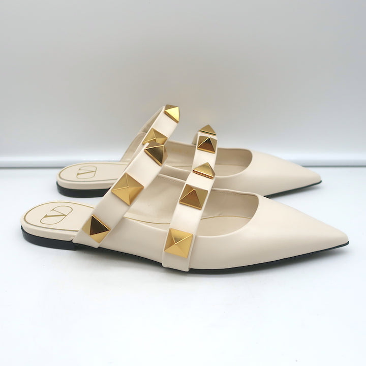 Valentino Roman Stud Mules Cream Leather Size 39 Pointed Toe Flats NEW