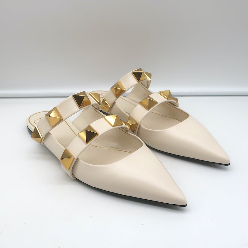 Valentino Roman Stud Mules Cream Leather Size 39 Pointed Toe Flats New