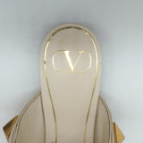 Valentino Roman Stud Mules Cream Leather Size 39 Pointed Toe Flats NEW