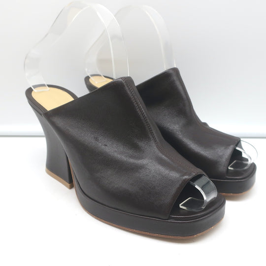 Bottega Veneta Board Crisscross Sandals Espresso Intrecciato Leather S –  Celebrity Owned
